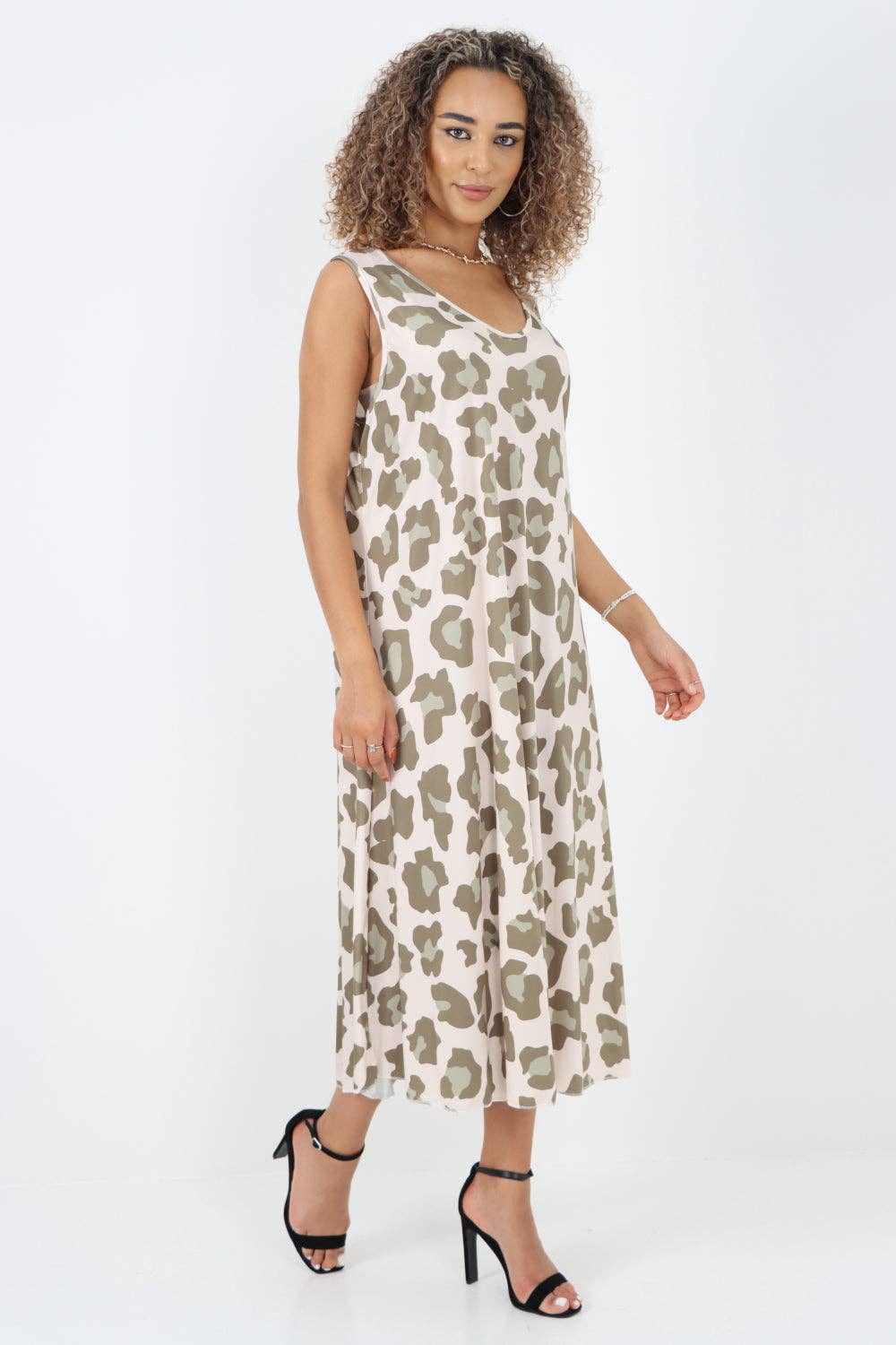 Miss Bold - Vendita all'ingrosso Vestito - Donna - Abito longuette senza maniche con stampa animalier italiana10