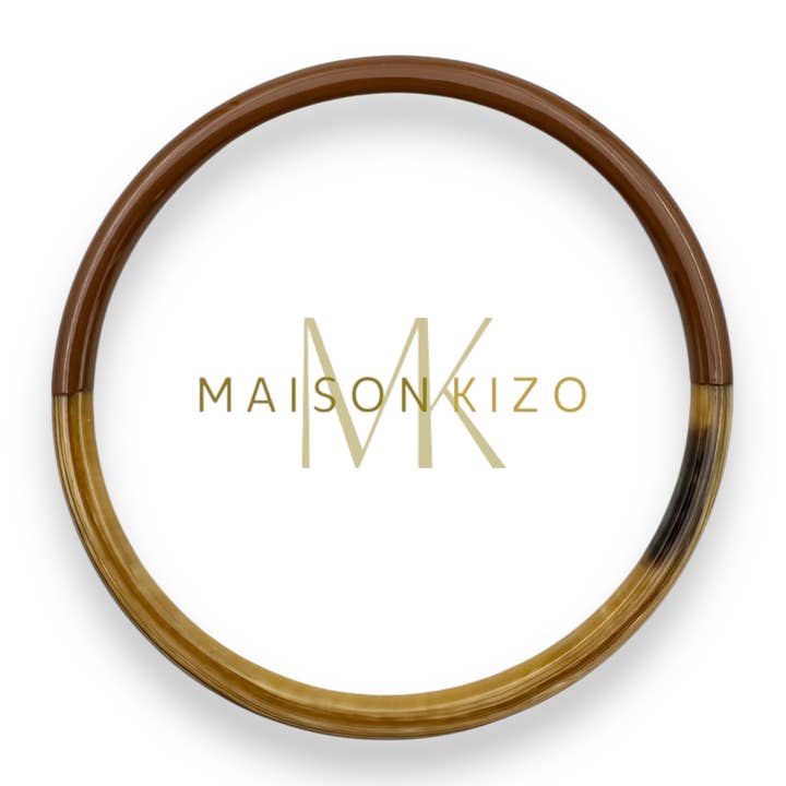 Thin lacquered bangle in Milk Chocolate buffalo horn 4mm for wholesale by MAISON KIZO