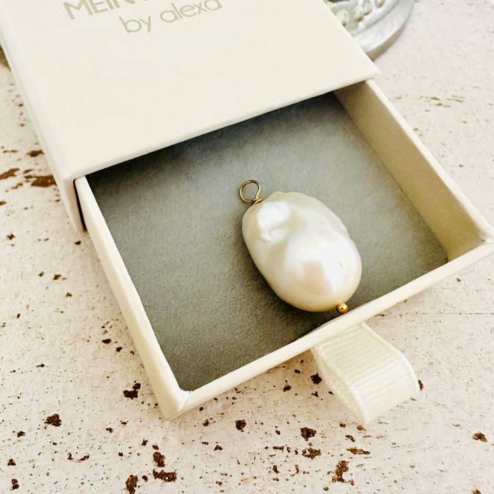 Baroque Pearl Large for wholesale by Mein Mantra