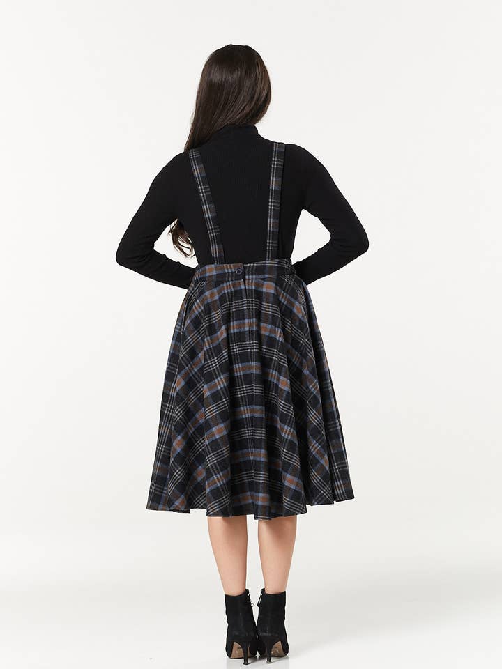 Timeless London – wholesale Kjol - Dam – Sophie Black&Rust Ullhängslen Tartan Midi Svängkjol2
