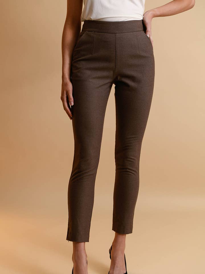 Pantalon Cara marron pour la vente par Sustain Wear