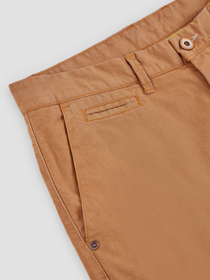 Chino pants for wholesale by CROCQUER