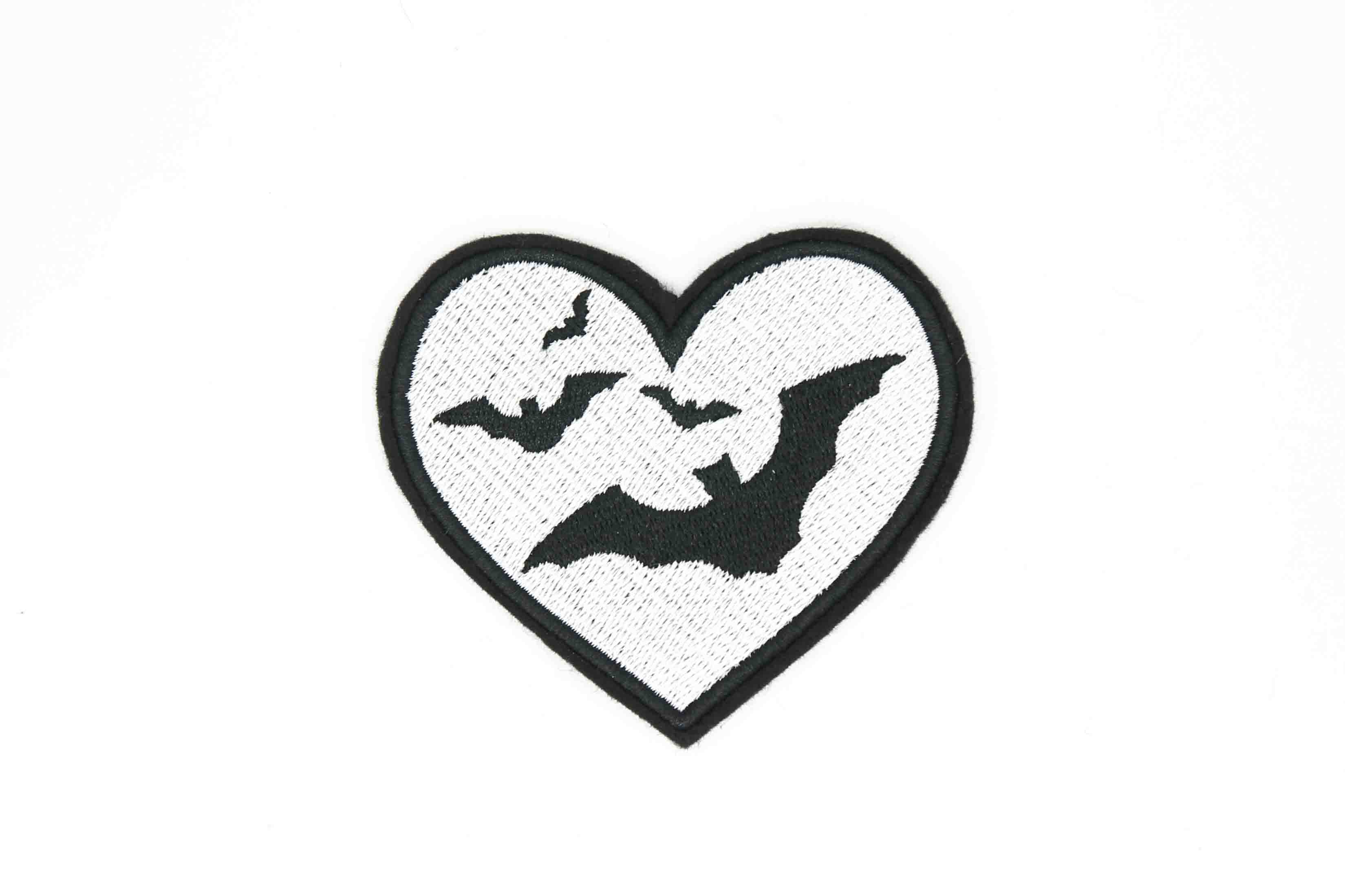 Project Pinup - Wholesale Patch - Bats White Heart Iron On Embroidered Patch2