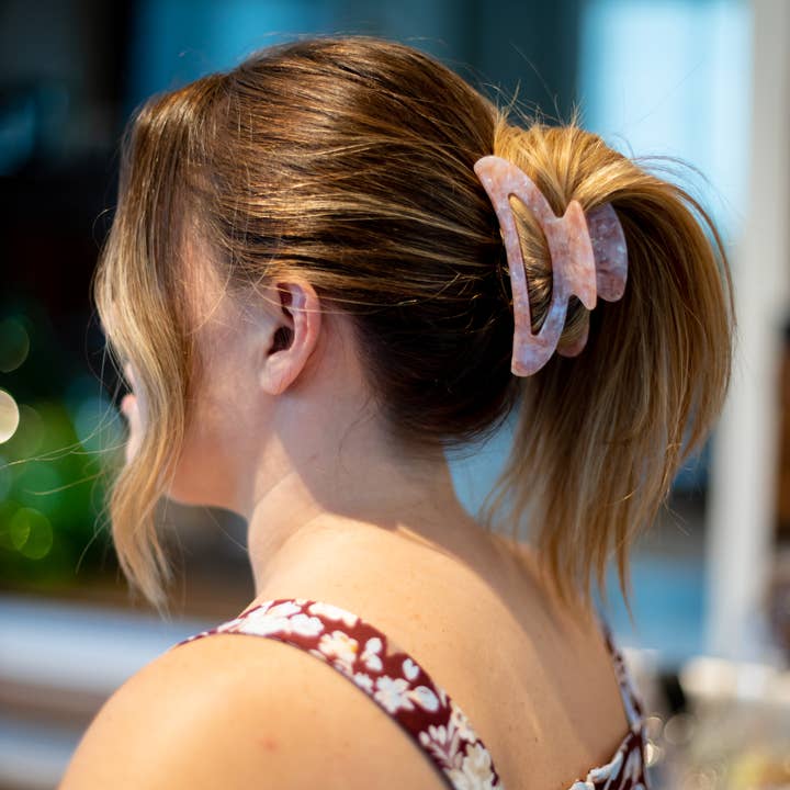 Axcessorize – wholesale Hair clip – Women’s – Hair Claw Clip - Acrylic mixed crescent shaped hair claw5