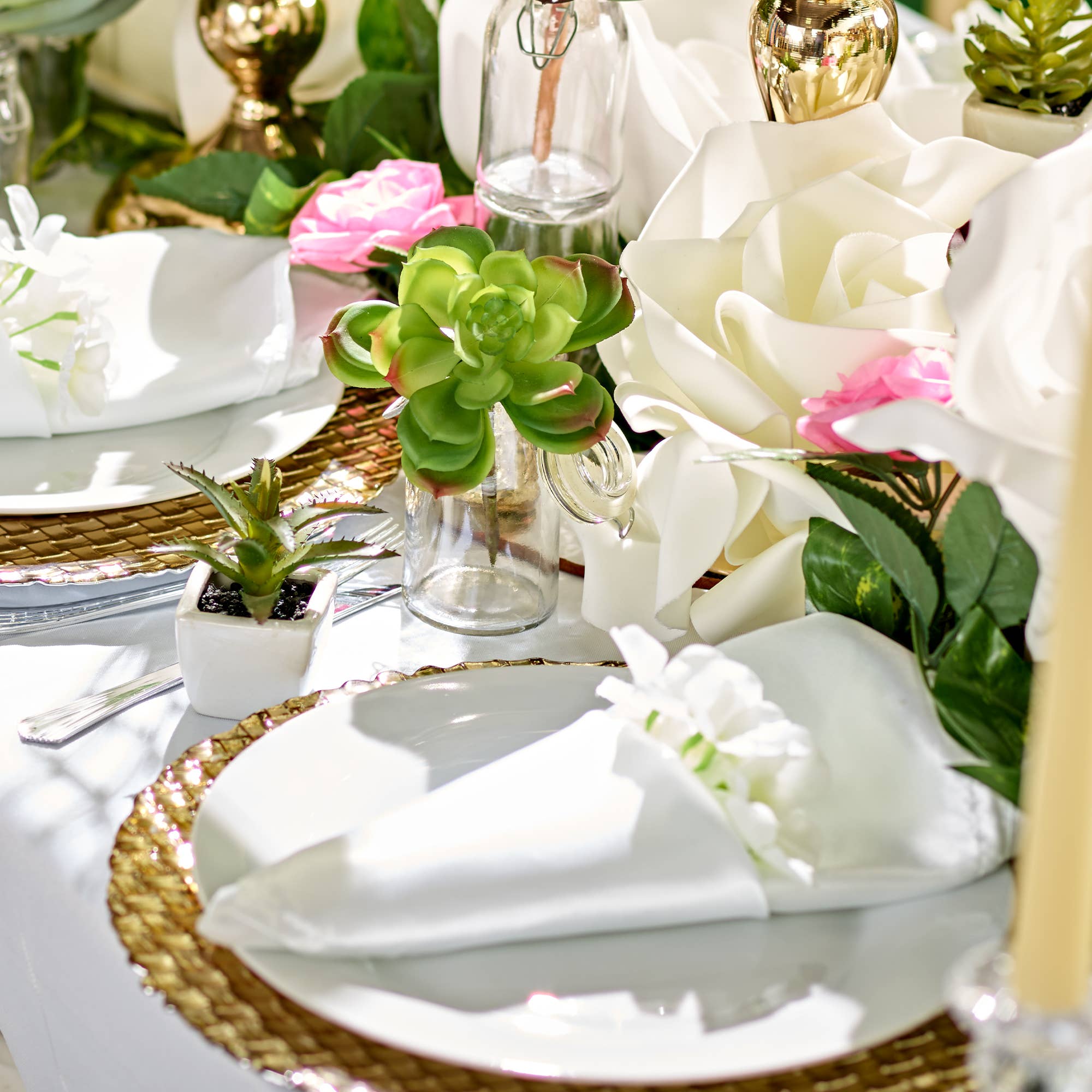 Ivoire Ensemble de fleurs en mousse Jumbo, ivoire en vente sur Faire2