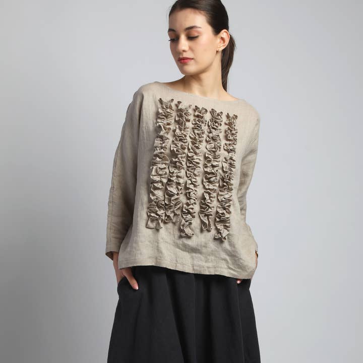 Blusa de Linho POM POM com Folhos Frontais por atacado de Knotium