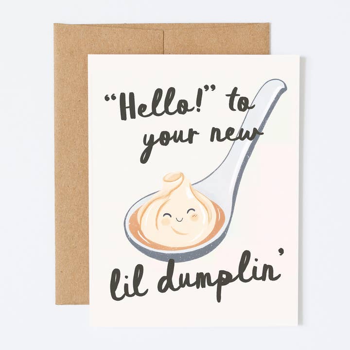 Tarjeta de Felicitación "Lil Dumpin'" | Tarjeta de Baby Shower | Dumpling para venta al por mayor de Silly Goose Greeting Co.