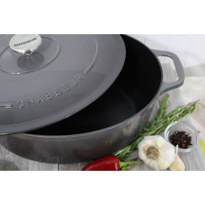 French Home - Wholesale Cooking Pot - Chasseur French Enameled Cast Iron Oval Dutch Oven 6qt