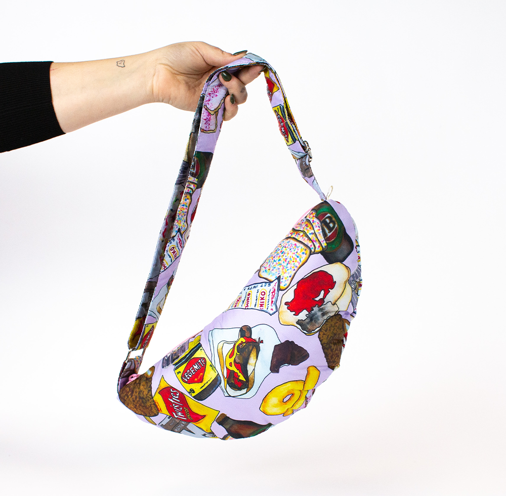 Big Bite Studios – wholesale Crossbody-väska – Unisex – HAPPY POUCH CLUB — PUFFY SLINGY VÄSKA4