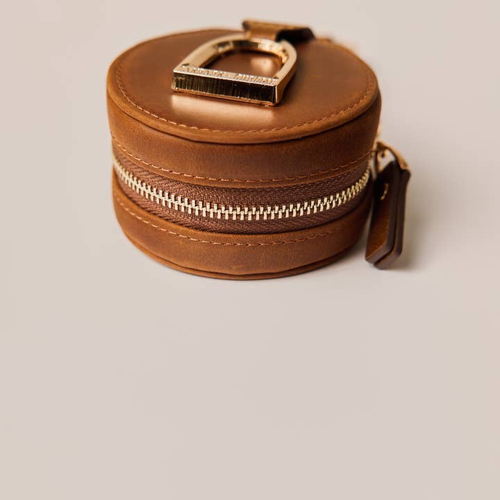 Oakbark & Chrome - Wholesale Crossbody Bag - Women's - Stirrup Accessory Keeper in Brindle1