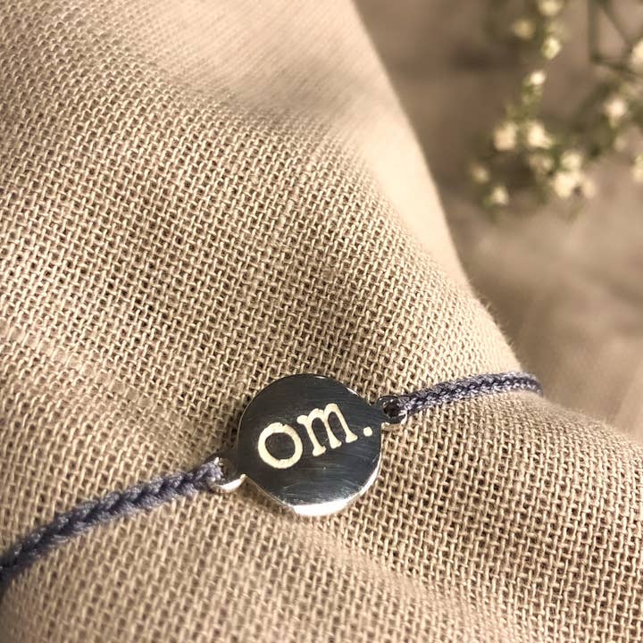 Namaste Bracelets - Vendita all'ingrosso Braccialetto con ciondolo/pendente - OM. Gioiello Bracciale energetico curativo - Regalo, Yoga