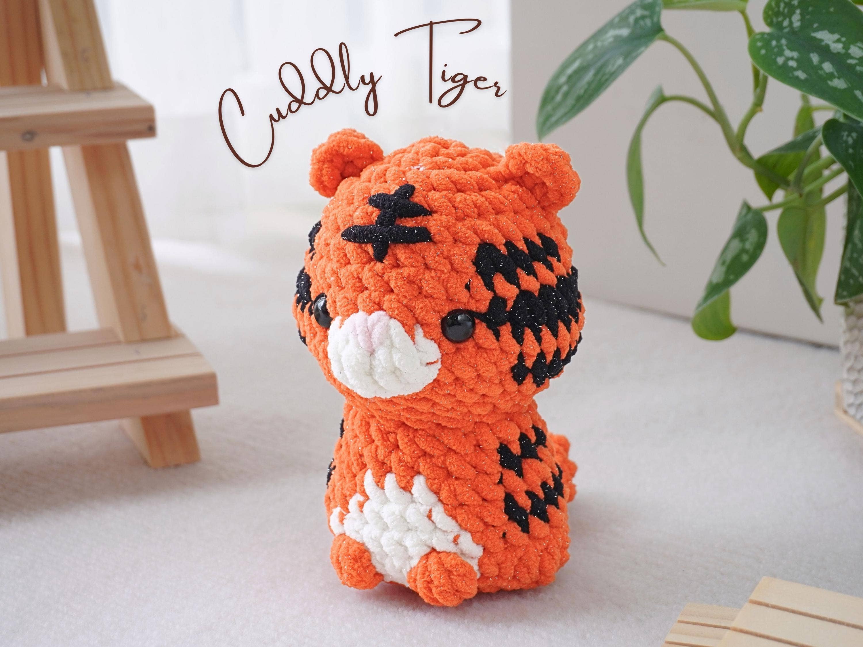 TOMOPOD LLC – wholesale Christmas decoration – Crochet Cute Chill Animal Crew, Amigurumi Pig/Cow/Unicorn5