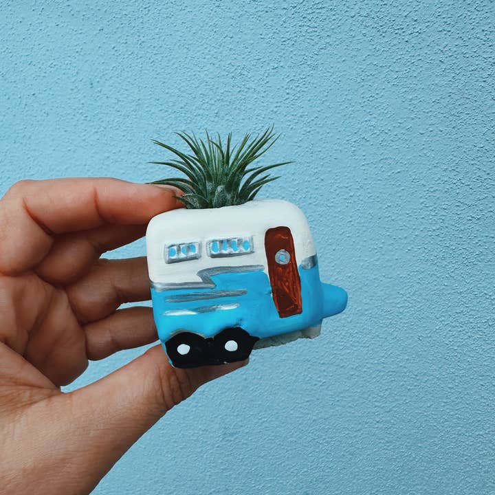 O'Berry's Succulents - Wholesale Plant Pot - Vintage Camper Mini Planter with Air Plant6