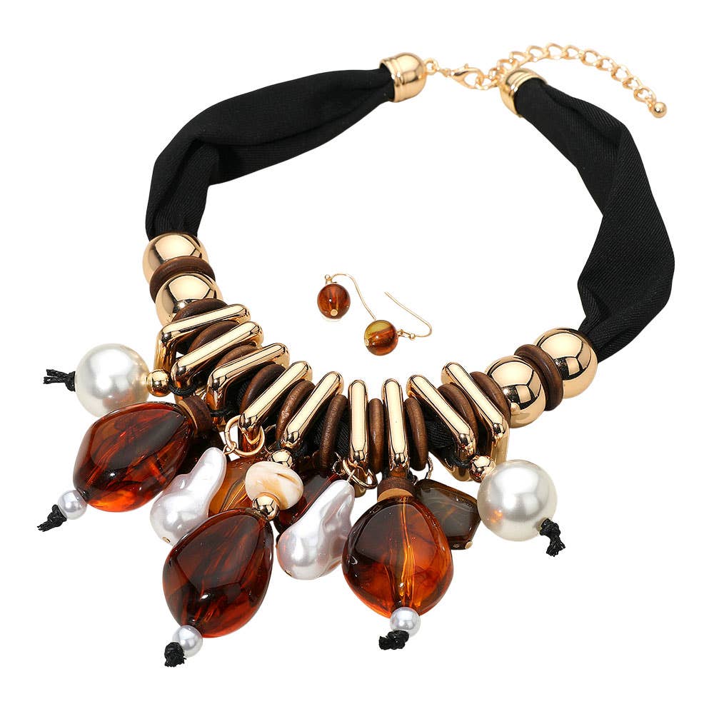 Sensibling Corp. – wholesale Jewellery set – Chunky Pearl Resin Metal Beaded Fabric Statement Necklace1