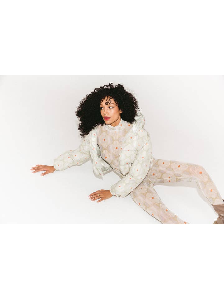 Hilary MacMillan - Wholesale Puffer Jacket - Women's - Cropped Printed Puffer5