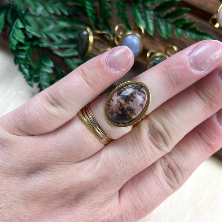 Ewelina Pas Jewelry - Wholesale Single Stone/Solitaire Ring - Gold Oval Gemstone Stainless Steel Adjustable Ring4