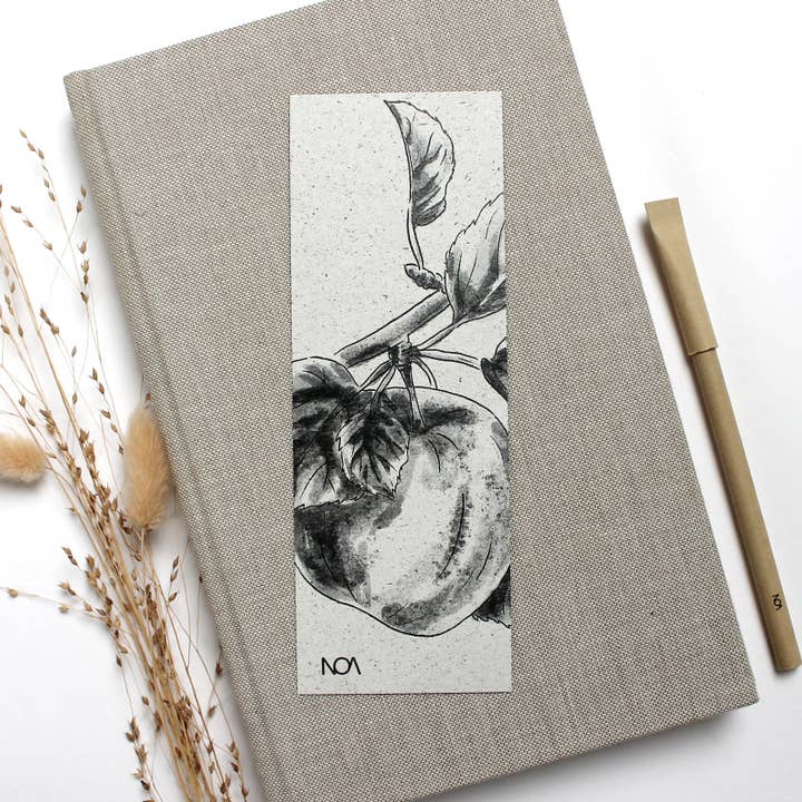 Gräspappersbokmärke, äpple för wholesale av NOA Papeterie