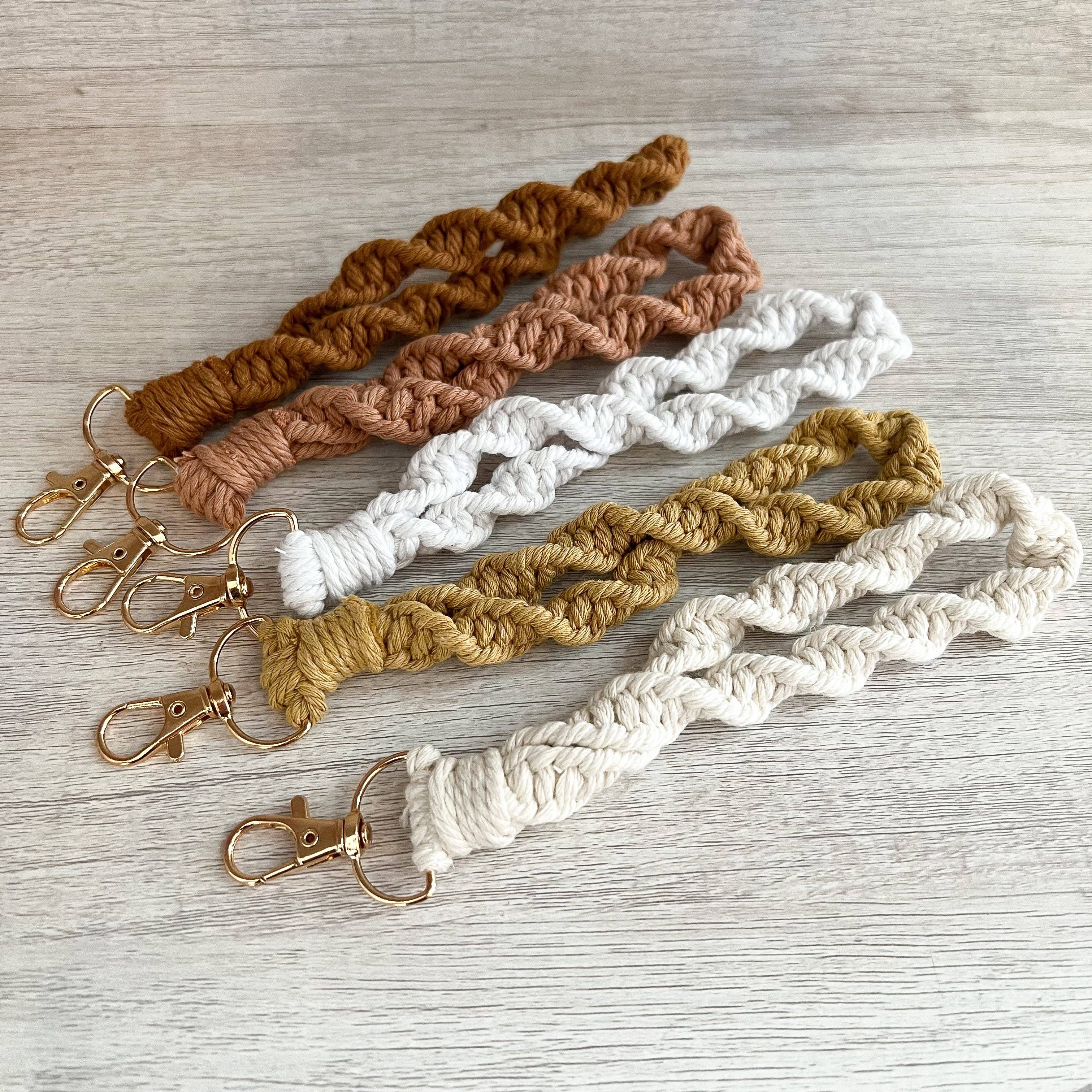 Sweettine Wholesale – wholesale Keychain – Women's – Macrame Twist Wristlet Key Chain4