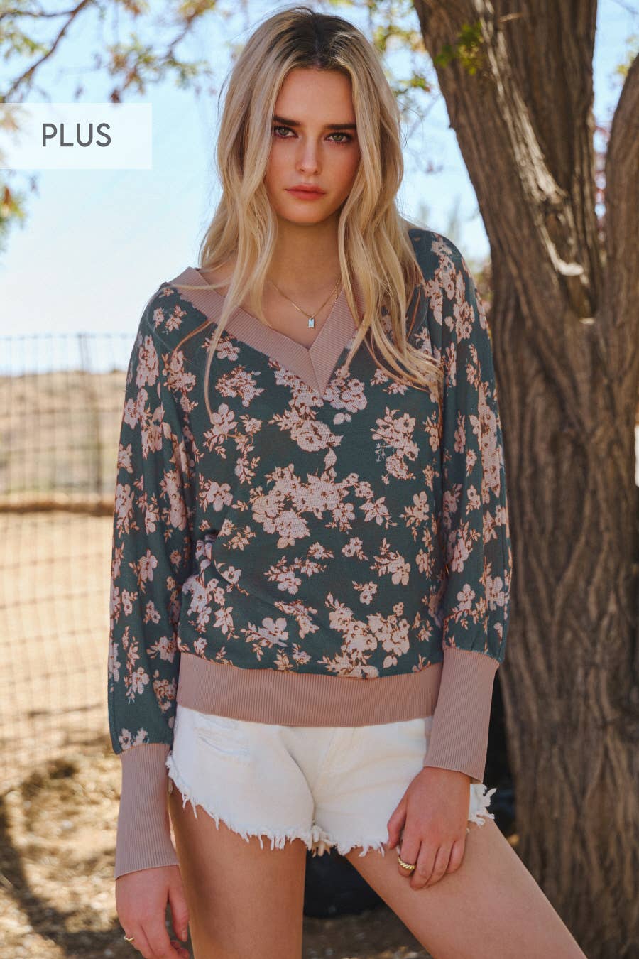 Oddi - Vendita all'ingrosso Top in maglia - Donna - Top lavorato a maglia jacquard floreale Plus Relaxed0