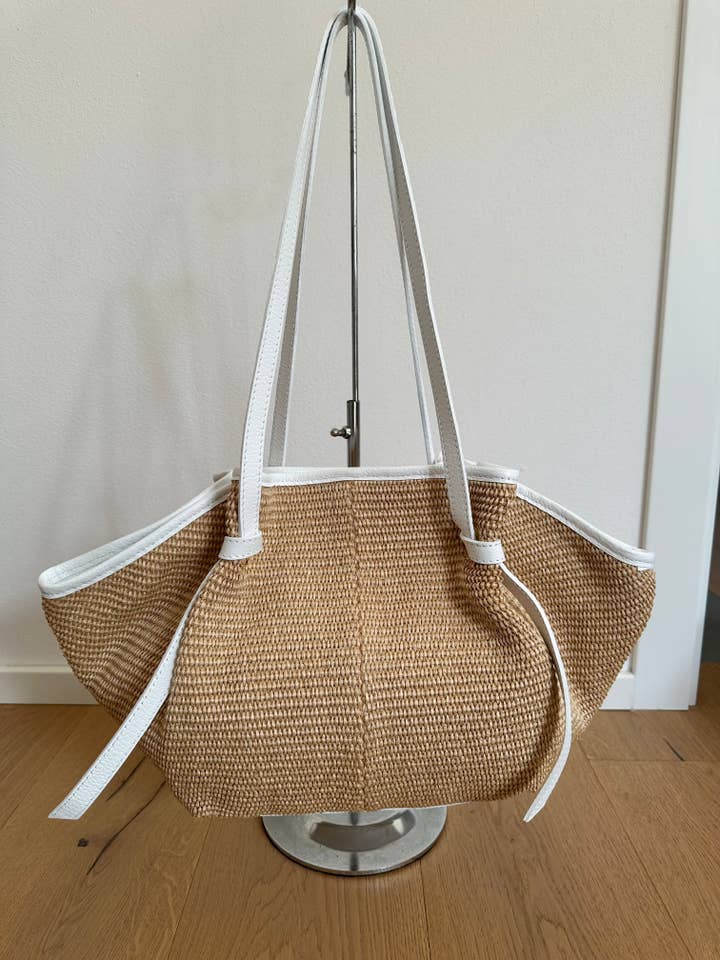 MARTINA - Raffia für den Großhandel von Zhade