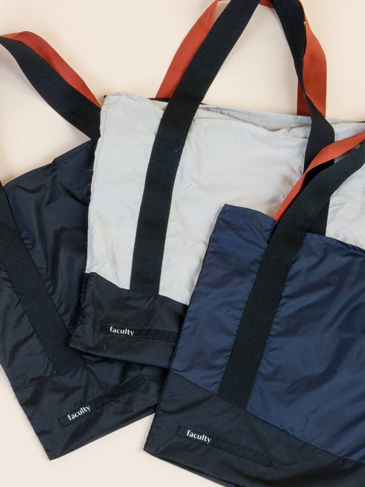 Sac fourre-tout pour la vente par Faculty