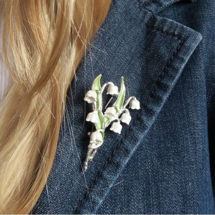 Alexander Thurlow & Co Ltd – Engroshandel Broche – Liljekonval hvid blomst broche1