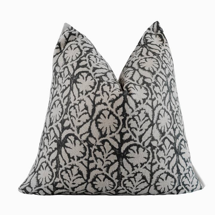 OYEDEJI - Kissenbezug mit indischem Handblockmuster für den Großhandel von RuffledThread