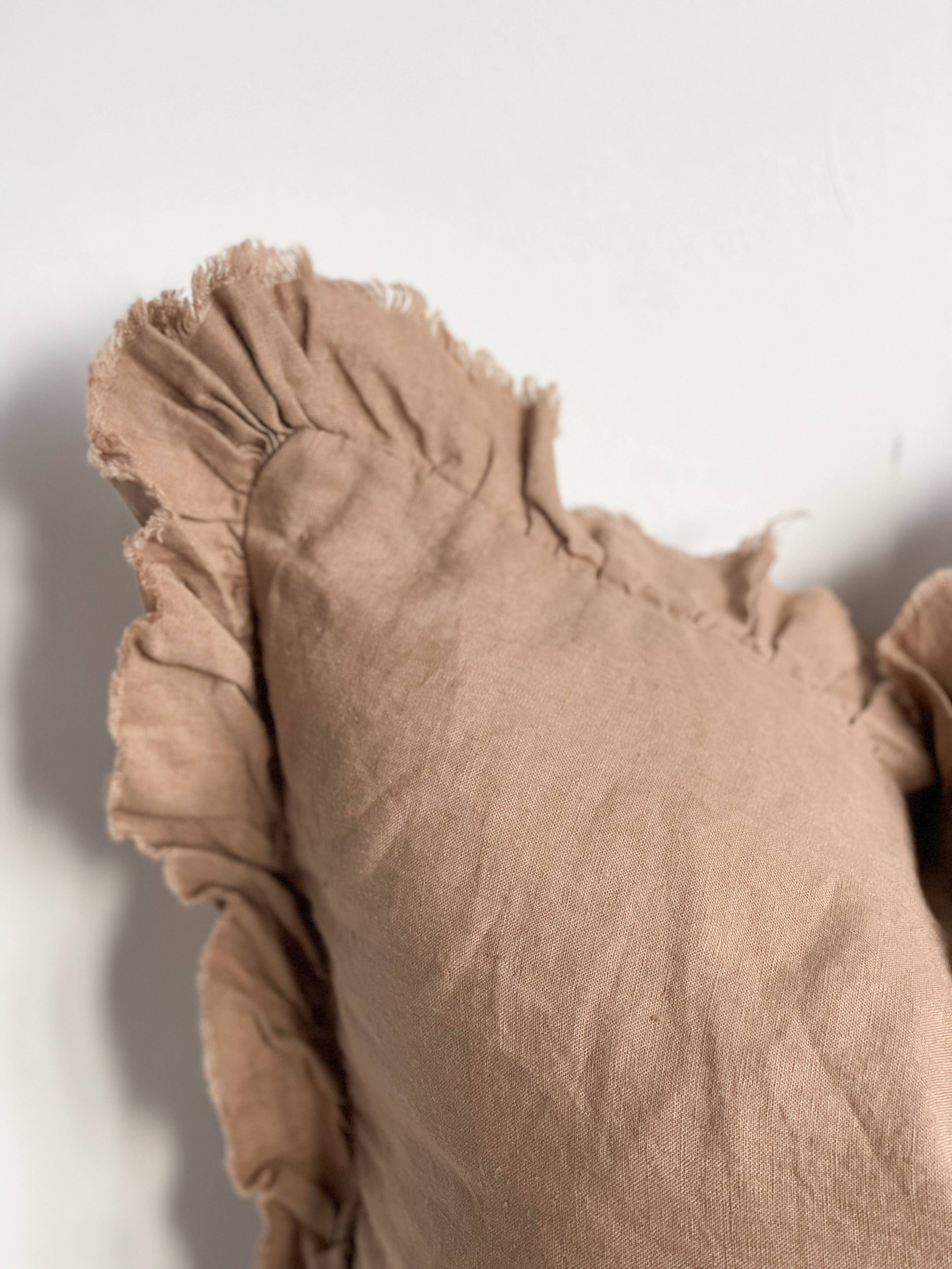 Ellenvale Trade – wholesale Throw pillow cover – Hallie Ruffled Linen Cushion Cover – Coffee Brown1