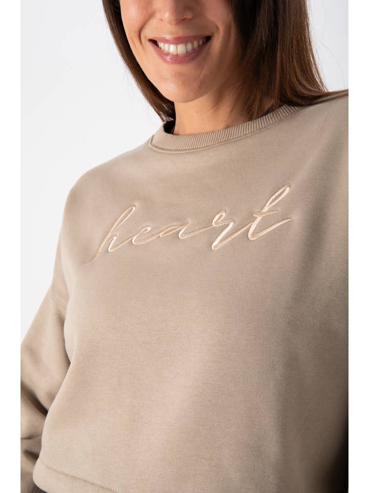 HEART and SOUL - Wholesale Sweatshirt - Women's - Felpa Corta Donna – Hamptons Sand | Heart and Soul2