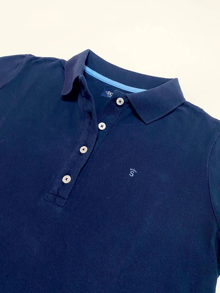 Polo bleu marine pour la vente par Solera