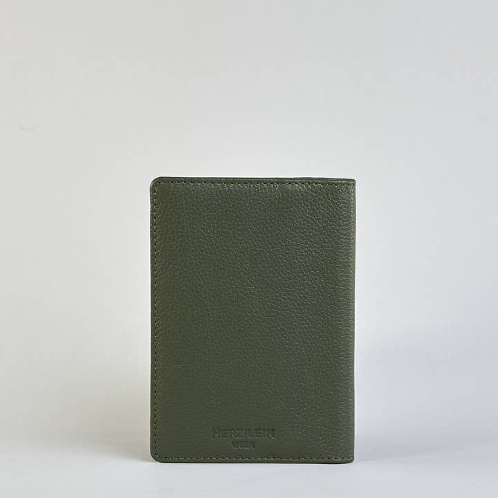 Herzilein-Wien GmbH - Wholesale Passport Case - Women's - Passhülle Leder 57