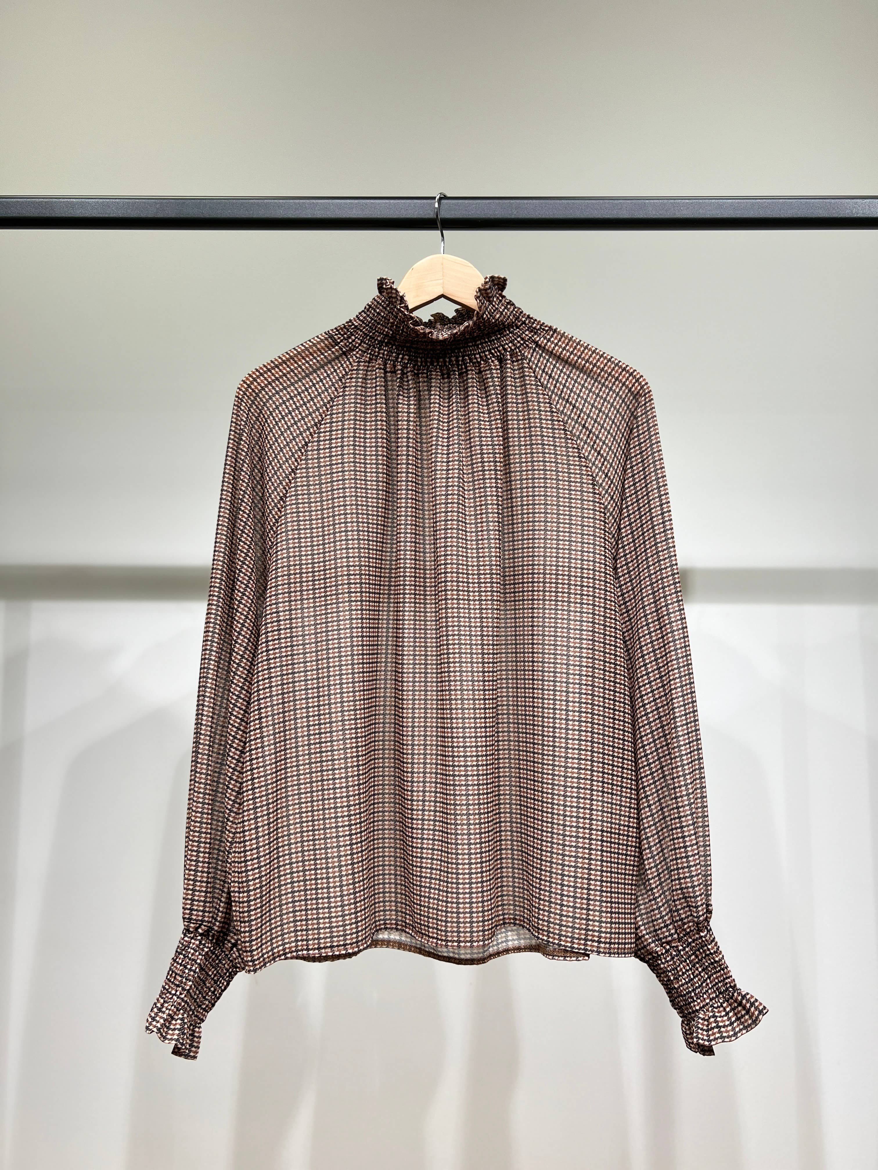 L'Emotion - Wholesale Blouse - Women's - High Collar Blouse with Smocked Cuffs and Patterned Chiffon0