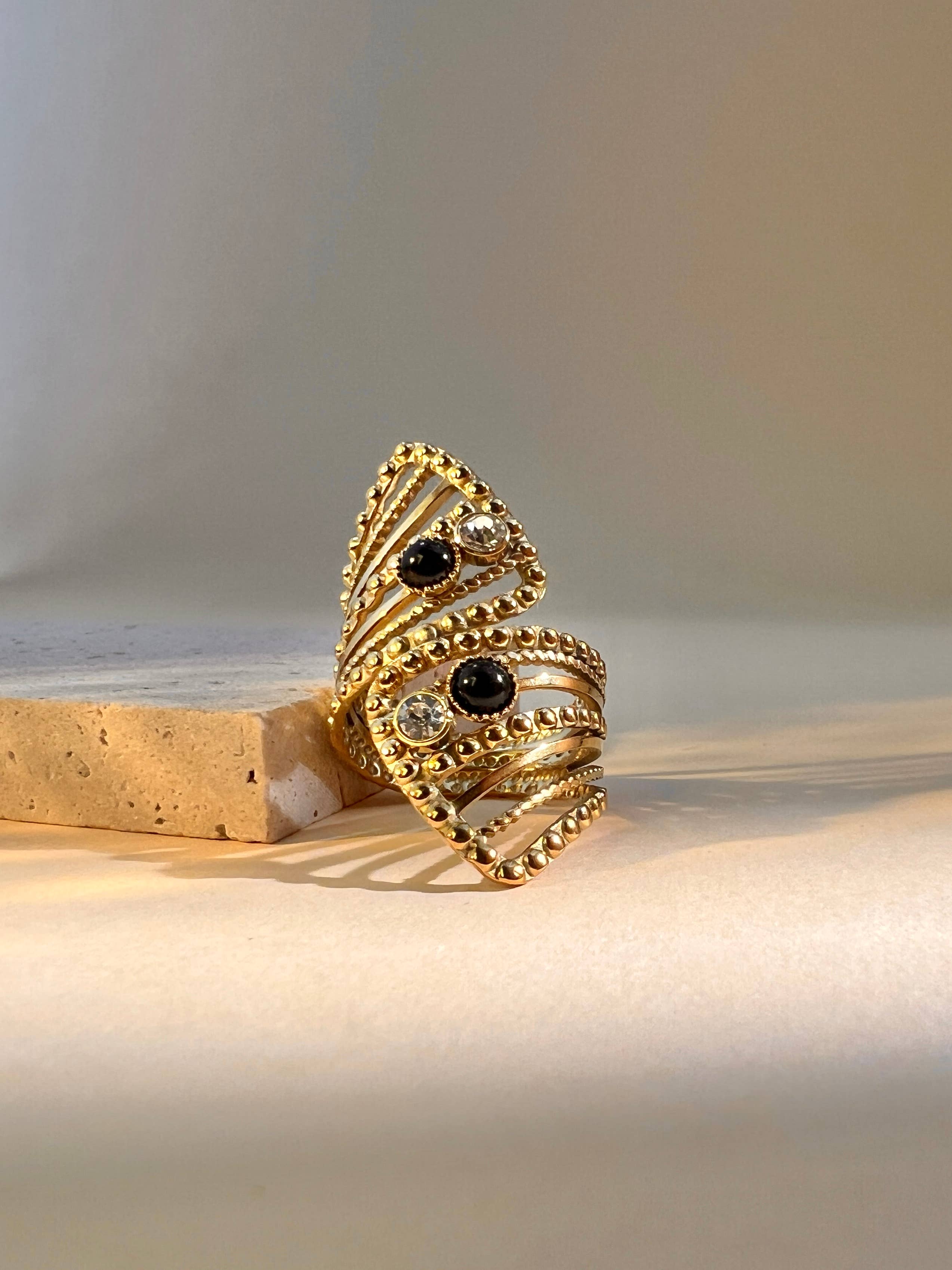 COSMOS – Großhandel Cocktail-/Statement-Ring – Verstellbarer Edelstahlring mit gedrehtem Design5