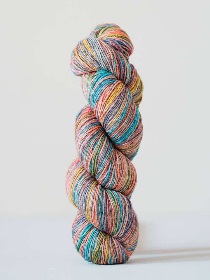 Uneek Fingering | 3027 for engroshandel hos Urth Yarns