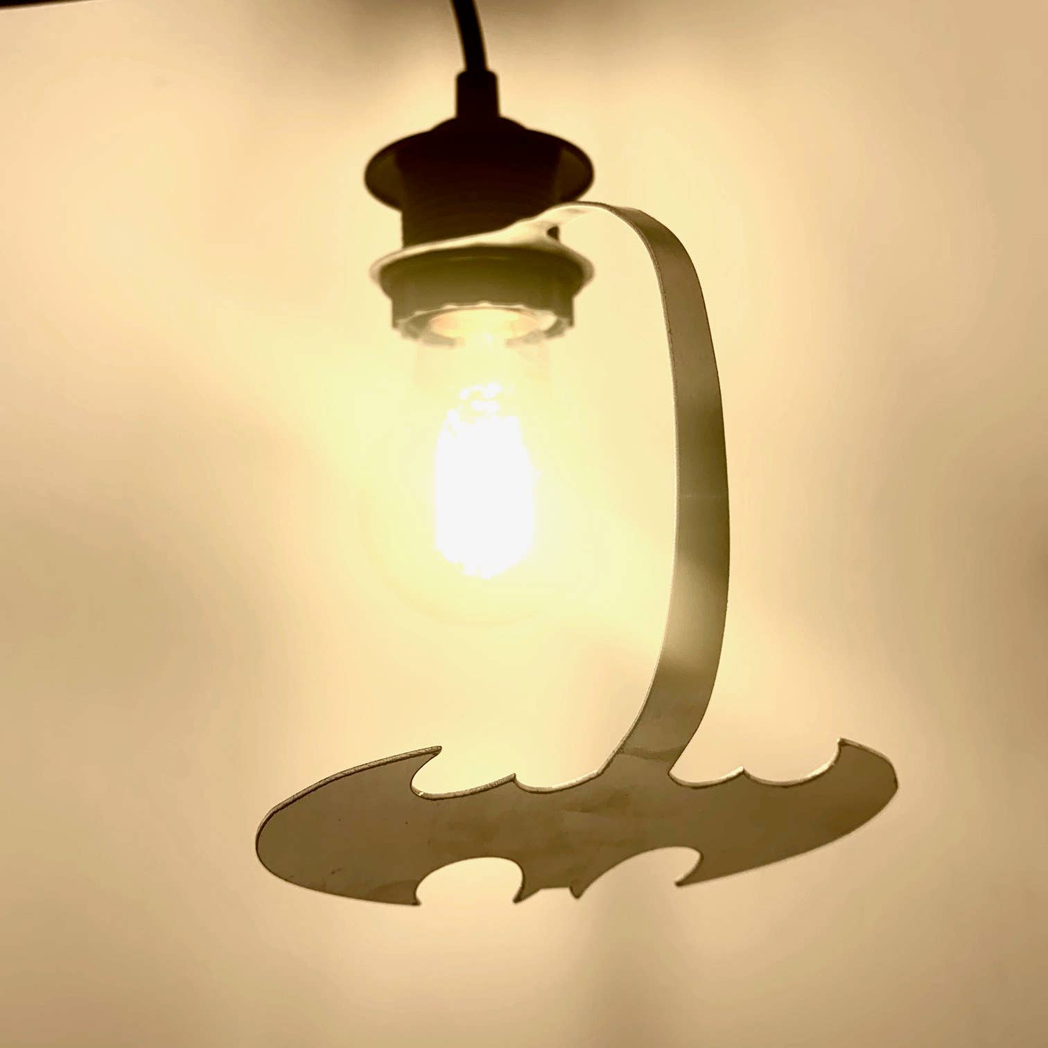 STILIC FORCE - La boutique du futur - Wholesale Lamp Shade - Batlight - the lampshade for superheroes1