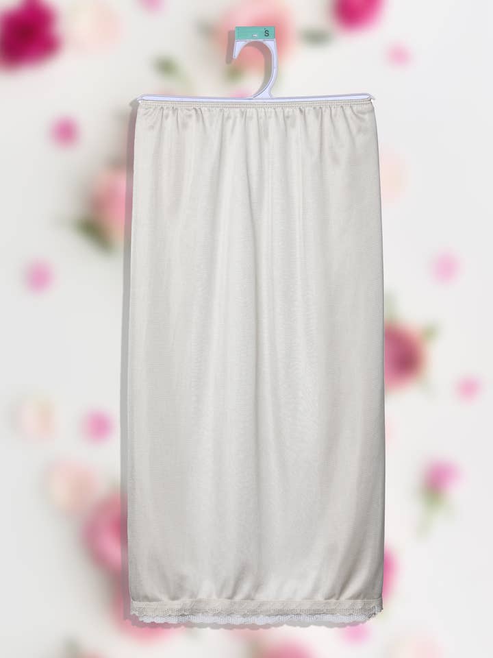 Isadora, Tipi toe, & James Fiallo - Wholesale Slip – Women's - Isadora Women Satin Half Slip Culotte Floral Lace Underskirt8