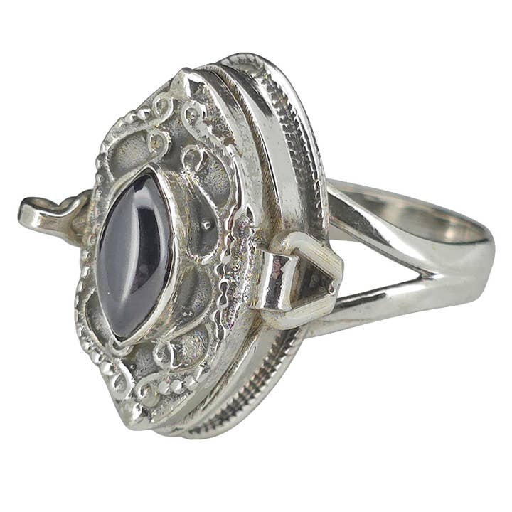 Sort onyx sterlingsølv medaljon / gift ring for engroshandel hos Amberman