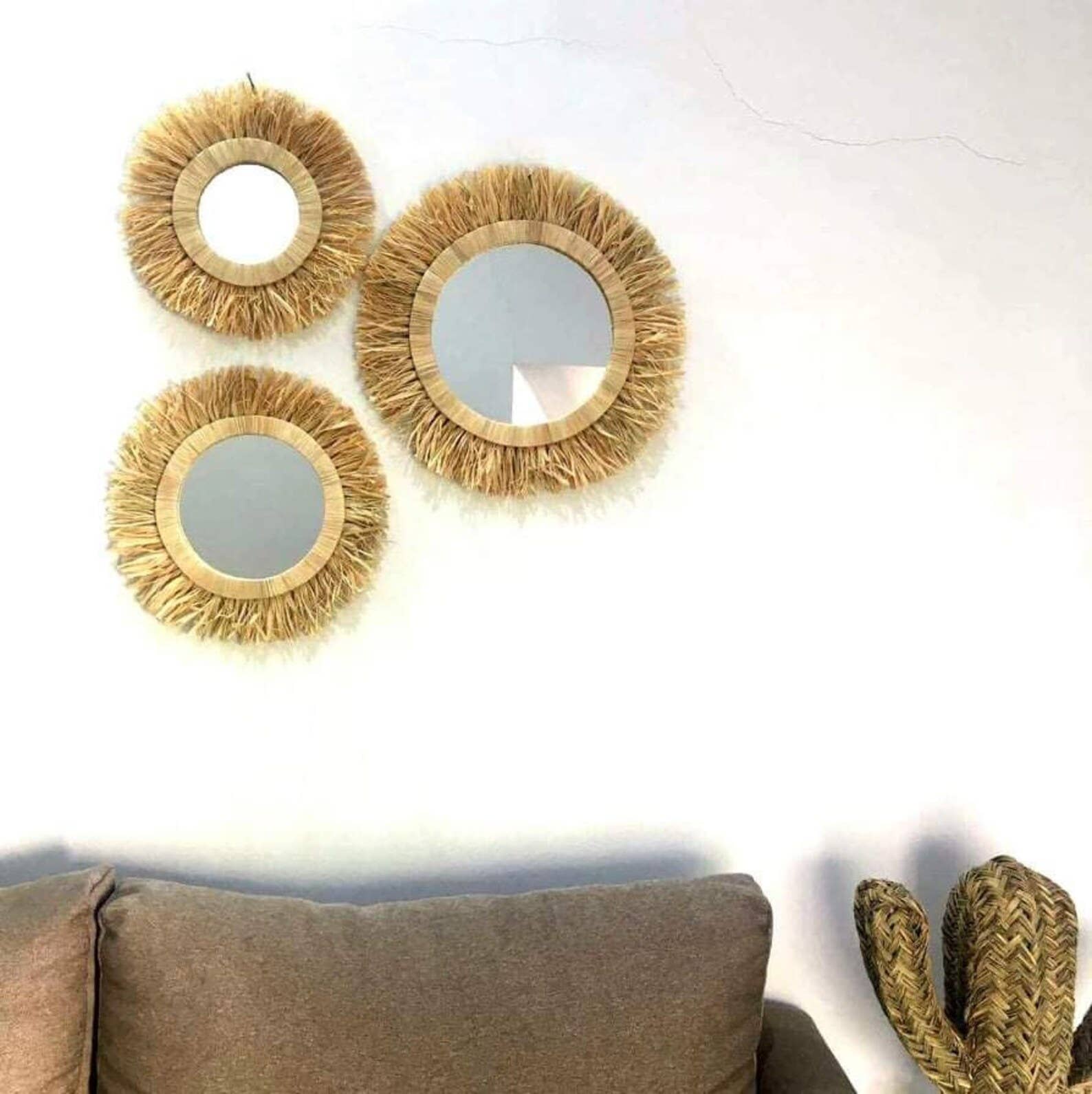 HandHappiness - Wholesale Wall Mirror - Round Wall Hanging Raffia Mirrors2