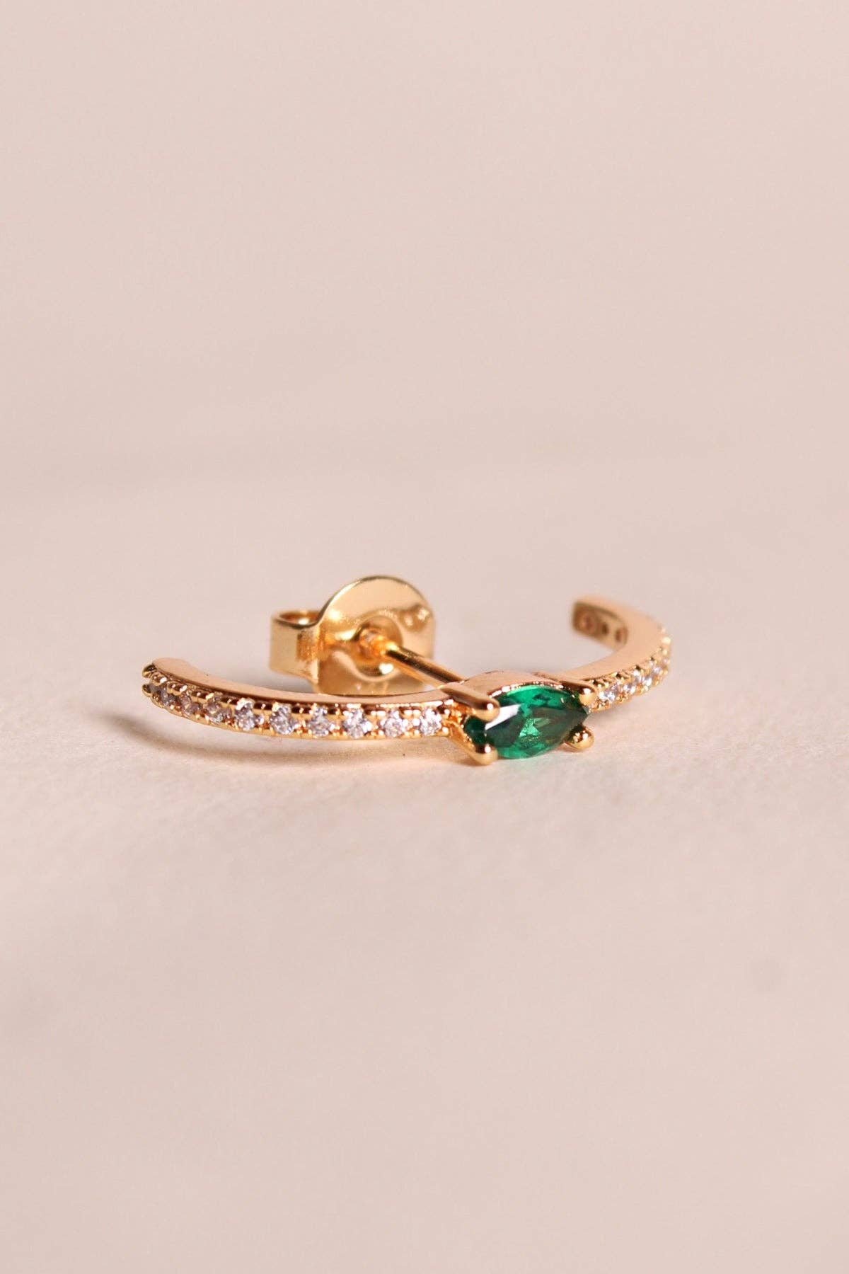 Waekura - Wholesale Stud/Post Earrings - Azélie earring