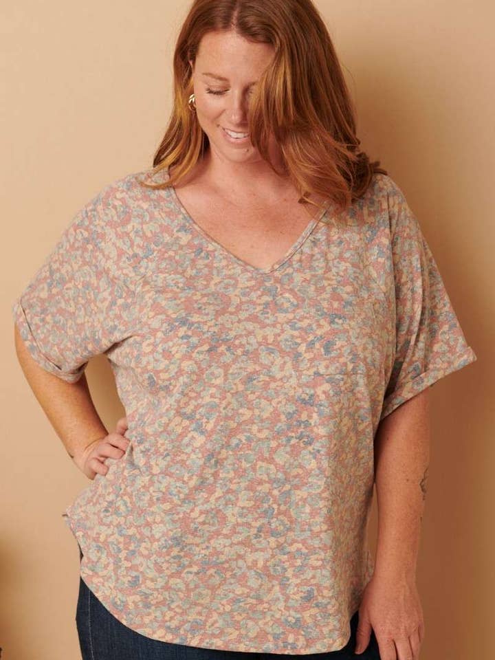 T10125PL-PLUS LEOPARD PRINT V NECK BOXY TOP for wholesale by mittoshop