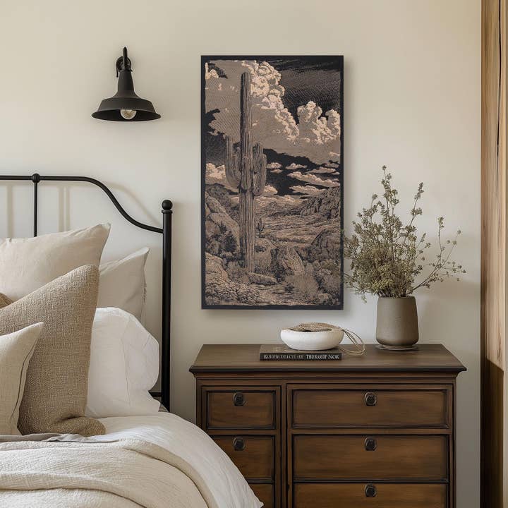 Benoit's Design Co. – wholesale Väggskylt – Saguaro-kaktus i Sonoraöknen graverad träillustration
