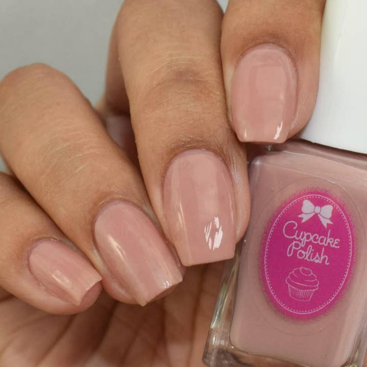 Cupcake Polish LLC - Wholesale Nail Polish - VNL Blur #1 - Neutralizing Base Coat
