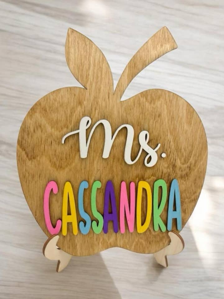 Lærerens Apple-skilt for engroshandel hos Waxhaw Custom Designs
