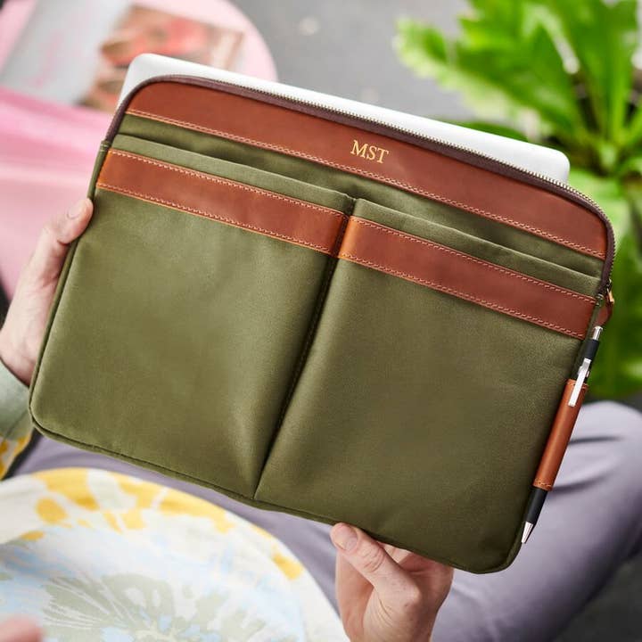 Personalised Laptop Travel Pouch for wholesale by Vida Vida