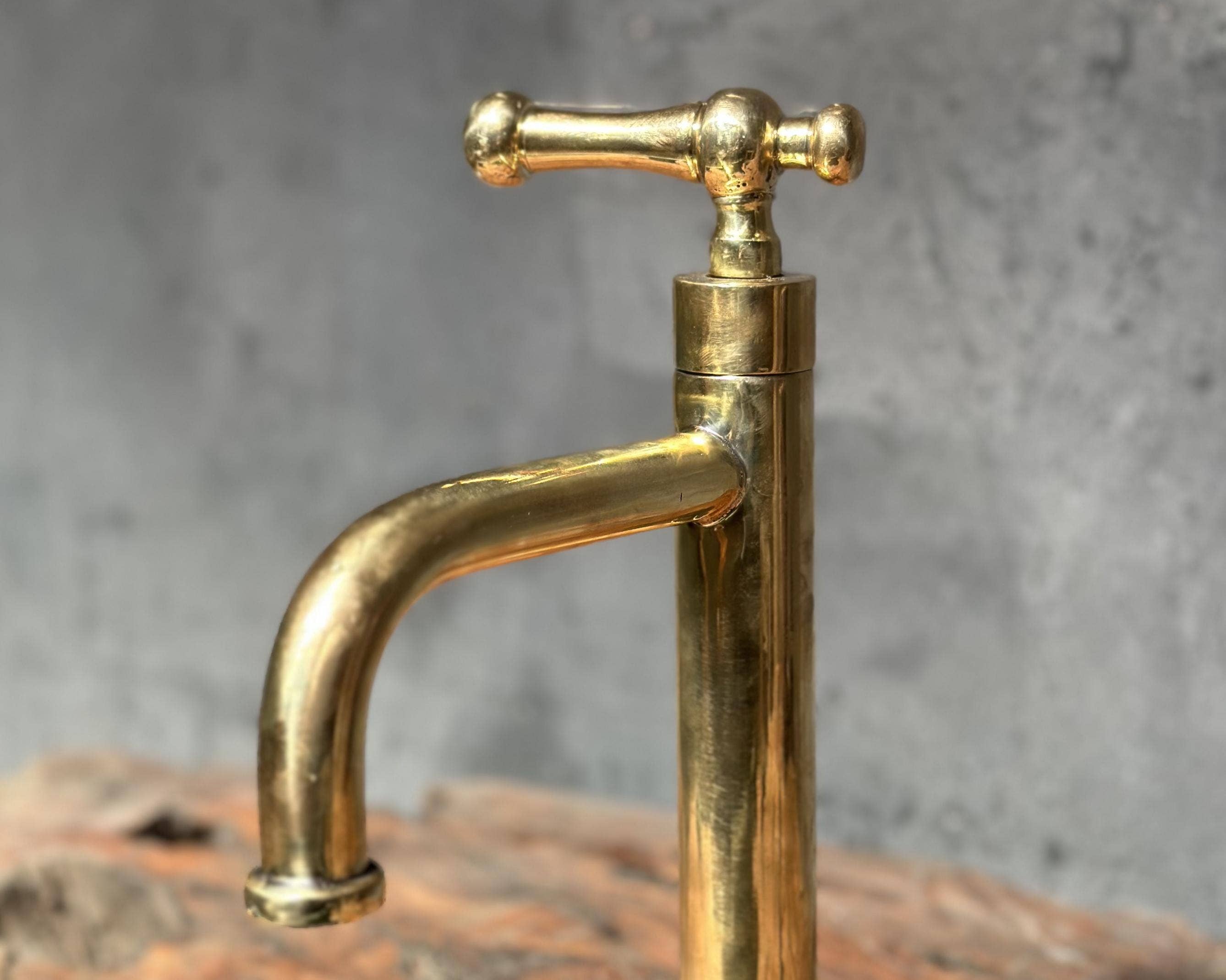 Artihand - Wholesale Kitchen Tool/Gadget - Unlacquered Brass Bathroom Faucet, Victorian Bathroom Faucet1