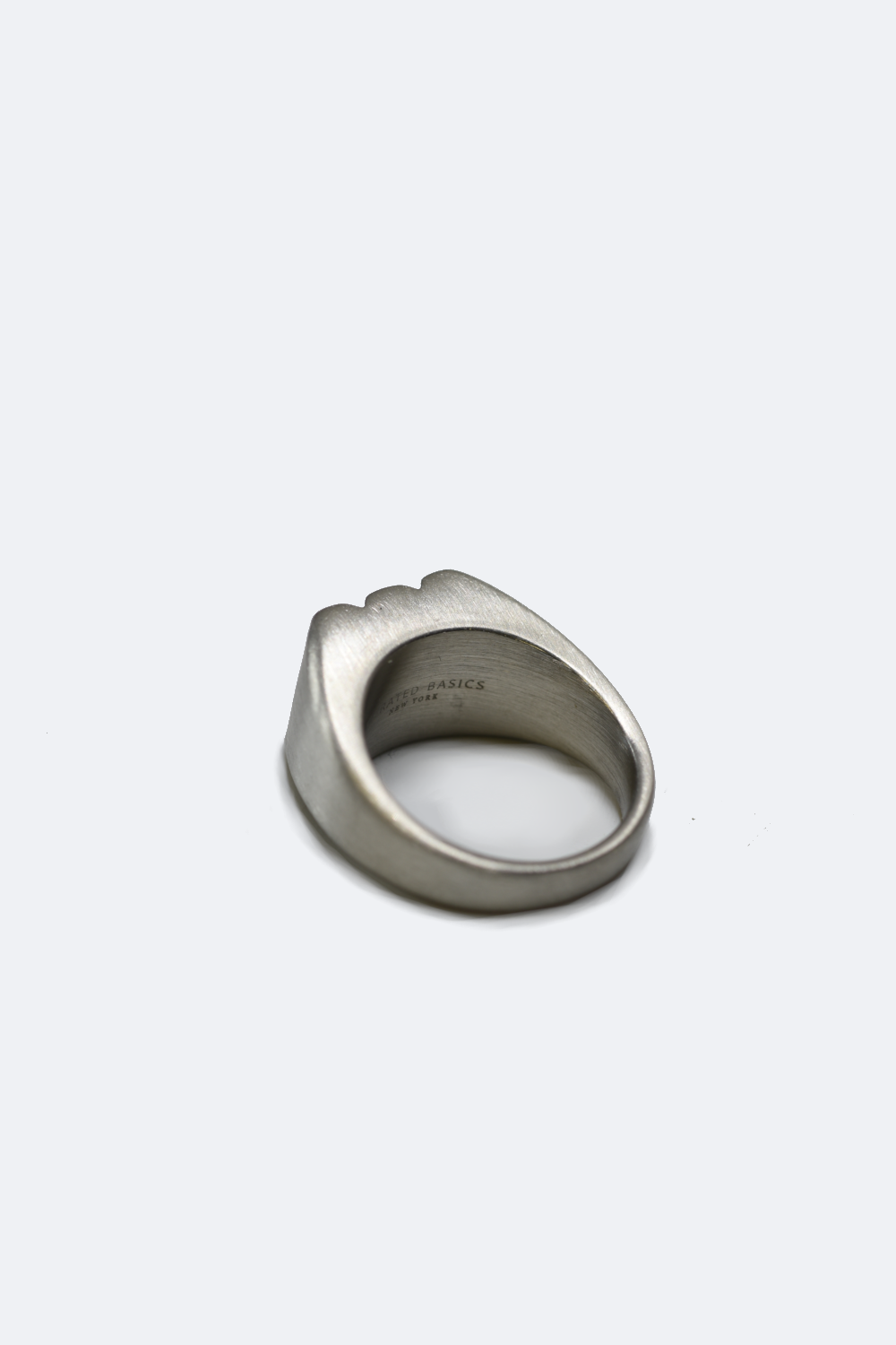 Curated Basics – Großhandel Band/Stapelring – Geriffelter Stahlring1