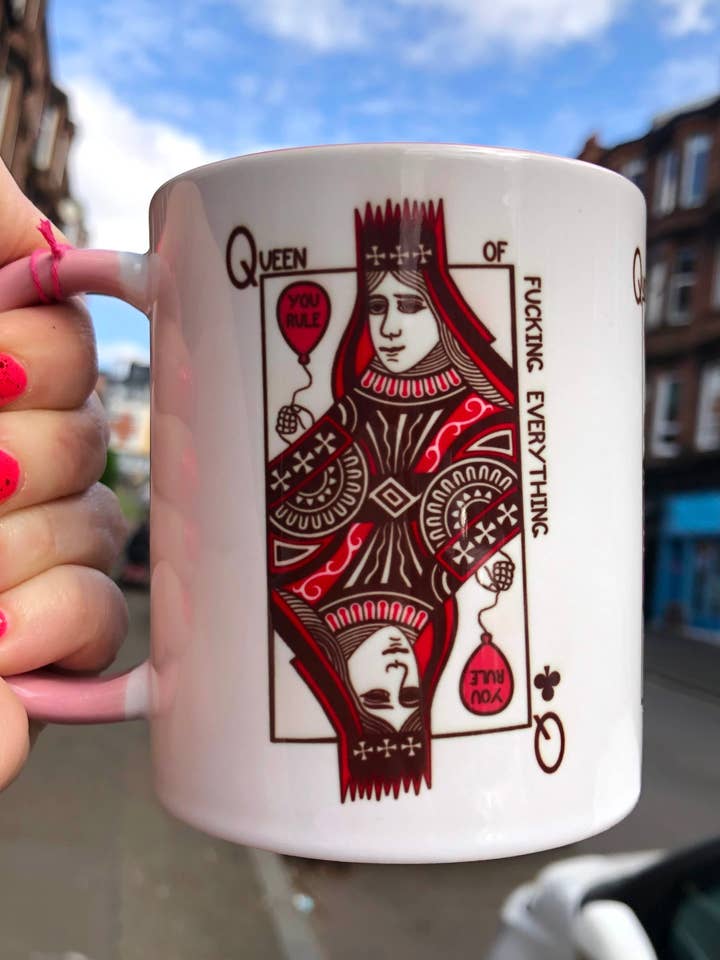 Tasse Reine de Tout pour la vente par PaintsPylons