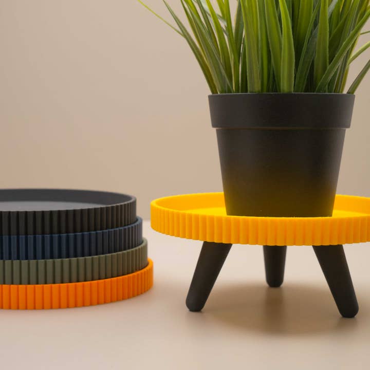Modern Ribbed Plant Pot Stand with Legs / Trinket Dish for wholesale by Vantage 3D Prints