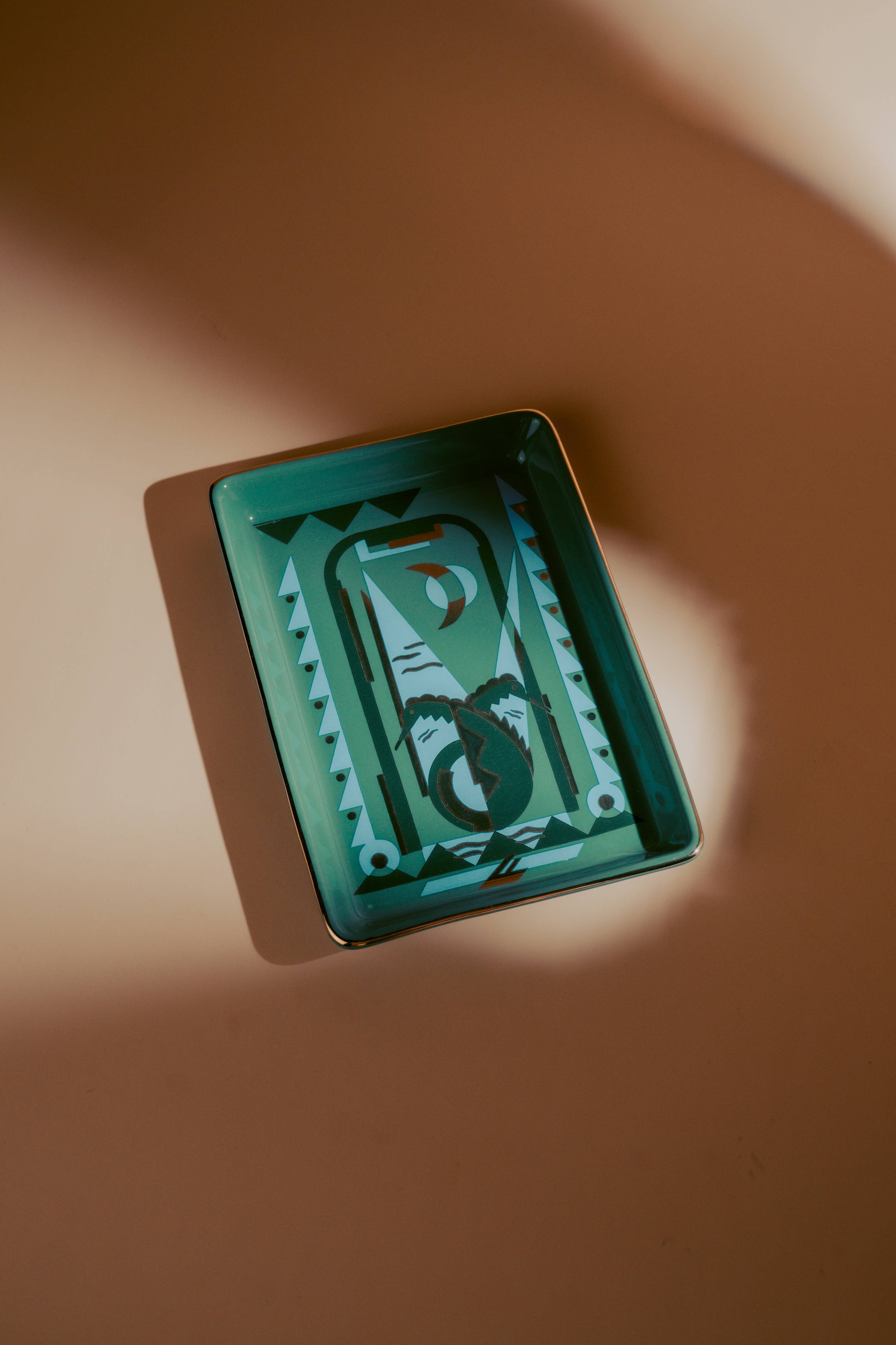 Spitfire Girl - Vendita all'ingrosso Vassoi decorativi - Vassoio in ceramica con motivo Art Deco e cavalluccio marino5