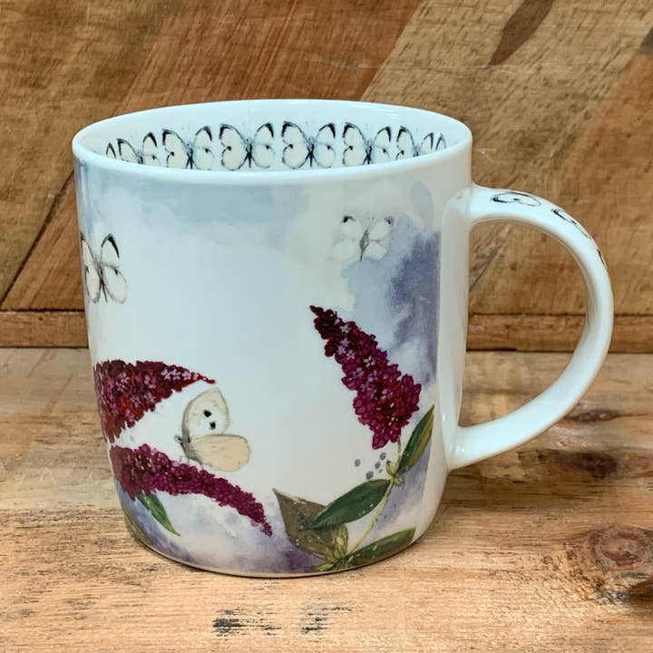 Tasse Butterflies and Buddleia pour la vente par Alex Clark Art